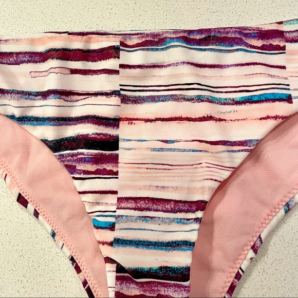 Raisins Cheeky Bikini Bottoms! - Picture 3 of 5